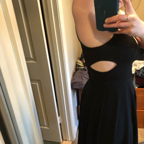 Black Formal Midlength Dress - Picture 6 of 6